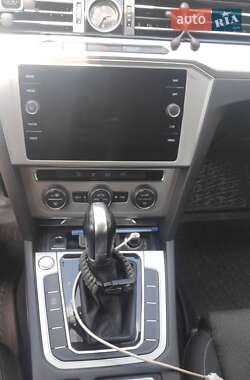 Универсал Volkswagen Passat 2018 в 