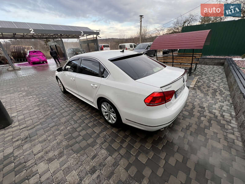 Седан Volkswagen Passat 2012 в Белой Церкви