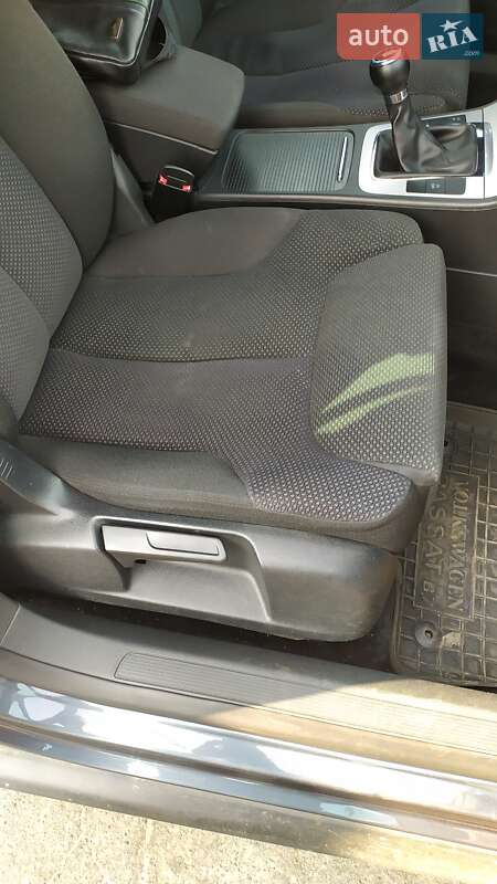 Универсал Volkswagen Passat 2010 в Умани