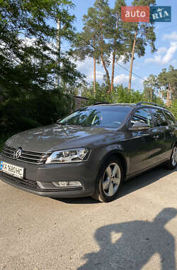 Универсал Volkswagen Passat 2011 в Киеве