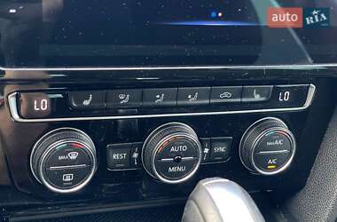 Универсал Volkswagen Passat 2019 в 