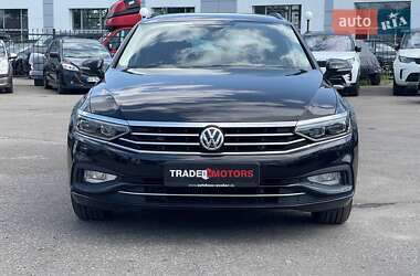 Универсал Volkswagen Passat 2019 в 