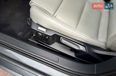 Седан Volkswagen Passat 2015 в 