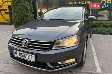 Седан Volkswagen Passat 2011 в 