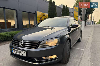 Седан Volkswagen Passat 2011 в 