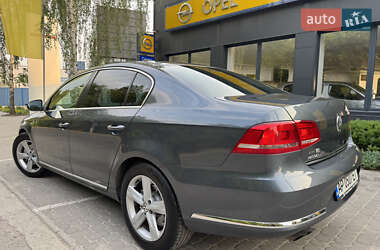 Седан Volkswagen Passat 2011 в 
