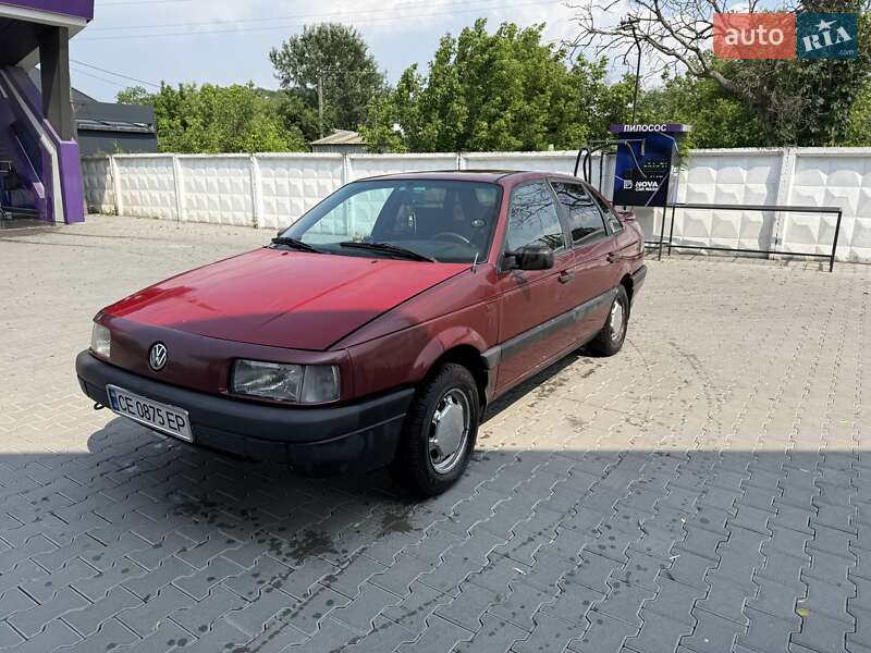 Седан Volkswagen Passat 1991 в Чернівцях