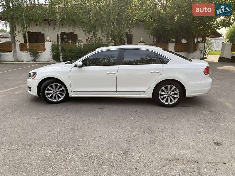 Седан Volkswagen Passat 2012 в Черкасах