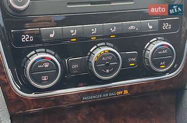 Седан Volkswagen Passat 2012 в 