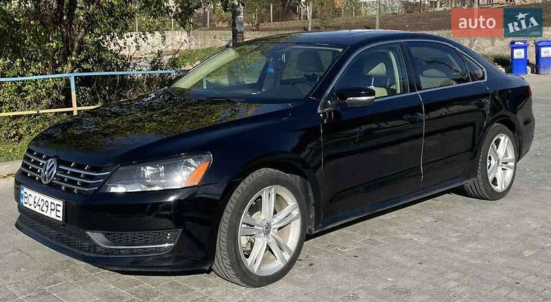 Седан Volkswagen Passat 2014 в Львові