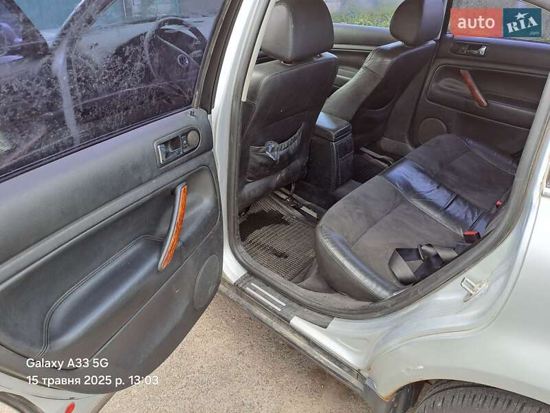 Седан Volkswagen Passat 2001 в Миронівці