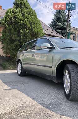 Универсал Volkswagen Passat 2003 в Хмельницком