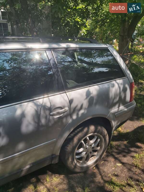 Універсал Volkswagen Passat 2002 в Києві