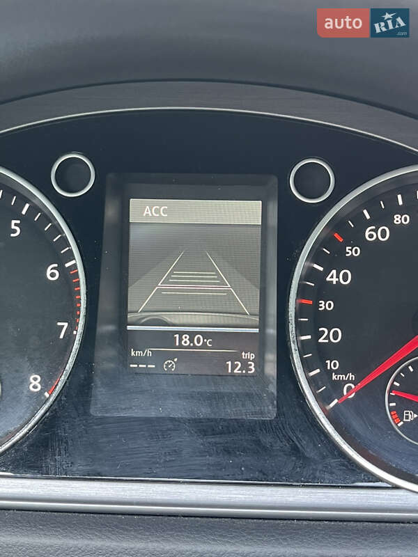 Універсал Volkswagen Passat 2014 в Луцьку