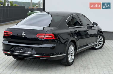 Седан Volkswagen Passat 2018 в 