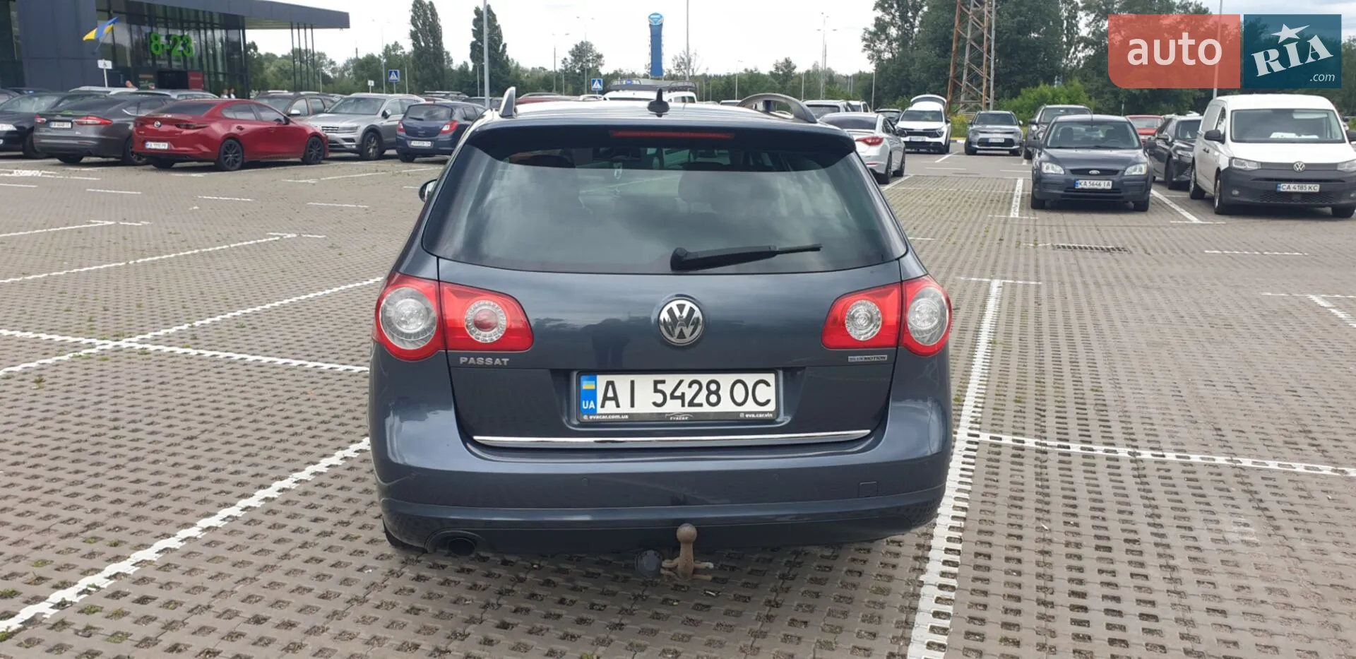 2010 Volkswagen Passat - мініатюра 2