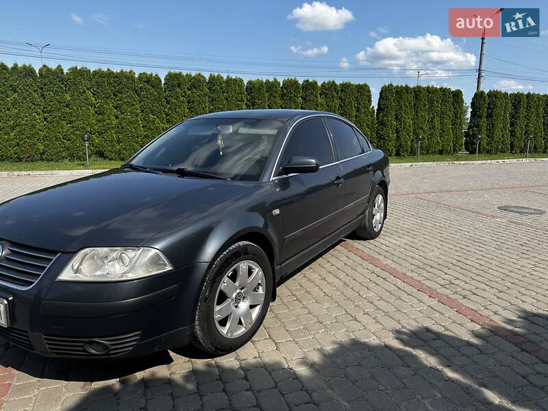 Седан Volkswagen Passat 2001 в Дунаевцах