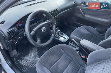 Универсал Volkswagen Passat 2000 в 