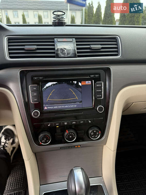 Седан Volkswagen Passat 2014 в Виннице