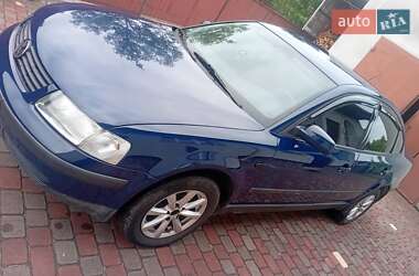 Седан Volkswagen Passat 1998 в Городке