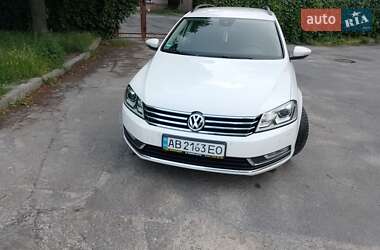 Універсал Volkswagen Passat 2012 в Києві