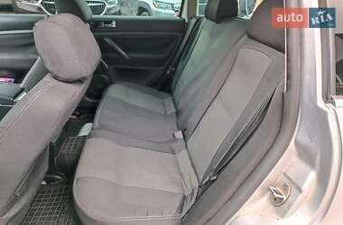 Универсал Volkswagen Passat 2002 в 