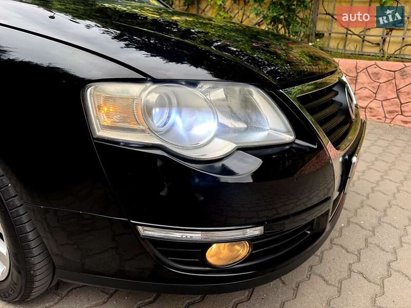Універсал Volkswagen Passat 2005 в Хмельницькому