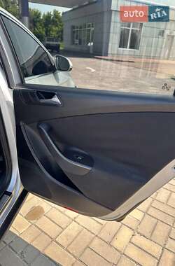 Седан Volkswagen Passat 2005 в 