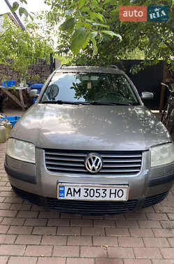 Универсал Volkswagen Passat 2002 в Житомире