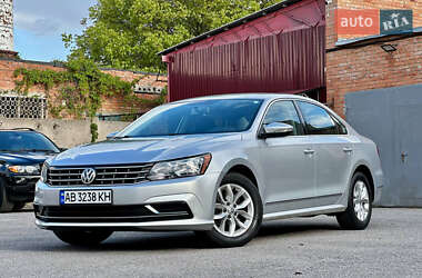 Седан Volkswagen Passat 2016 в Виннице