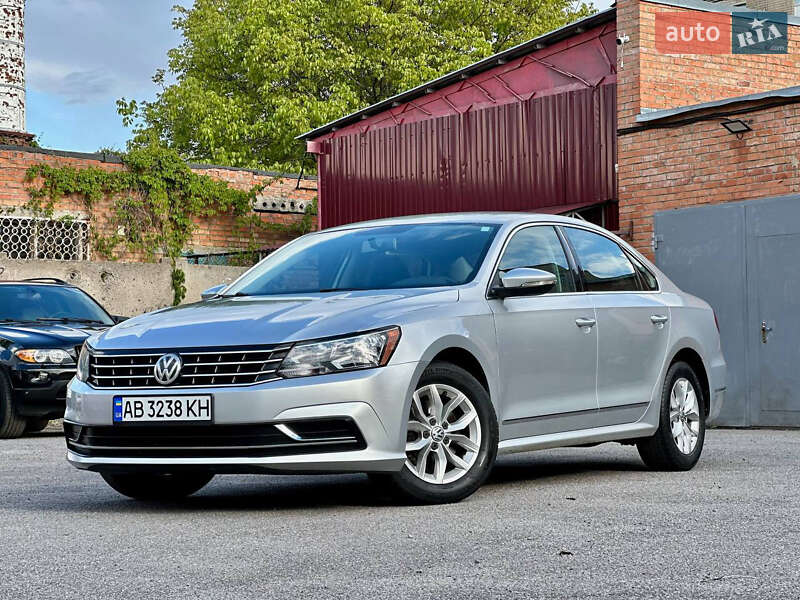 Седан Volkswagen Passat 2016 в 