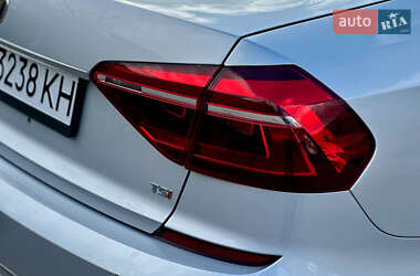 Седан Volkswagen Passat 2016 в 