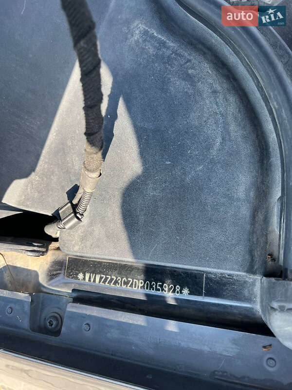 Седан Volkswagen Passat 2013 в Львове