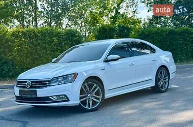 Седан Volkswagen Passat 2017 в Києві