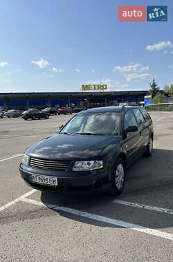 Універсал Volkswagen Passat 2000 в Івано-Франківську
