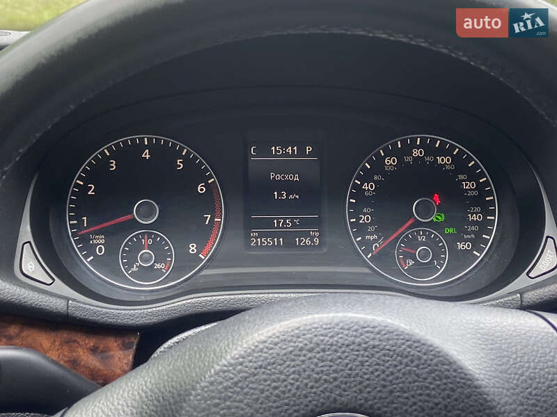 Седан Volkswagen Passat 2011 в Каменском фото 19 Седан Volkswagen Passat 2011 в Каменском