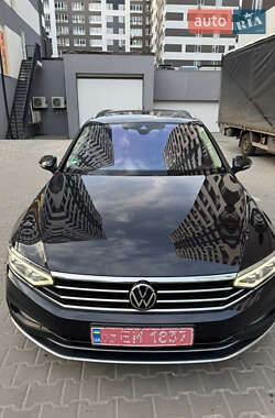 Универсал Volkswagen Passat 2021 в Ирпене