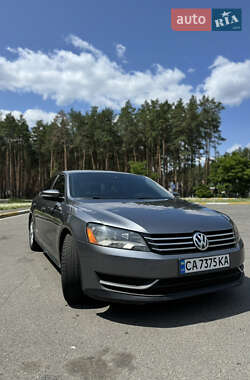 Седан Volkswagen Passat 2014 в Києві