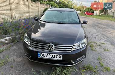 Универсал Volkswagen Passat 2011 в Харькове