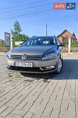 Универсал Volkswagen Passat 2011 в Сторожинце