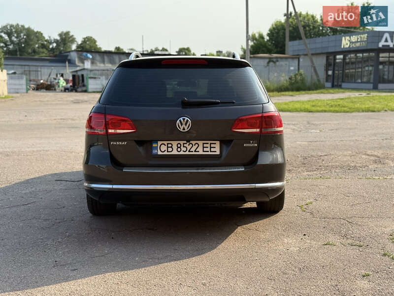 Универсал Volkswagen Passat 2011 в Чернигове