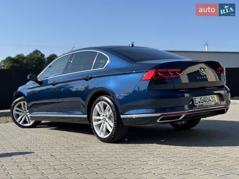 Седан Volkswagen Passat 2020 в Стрию