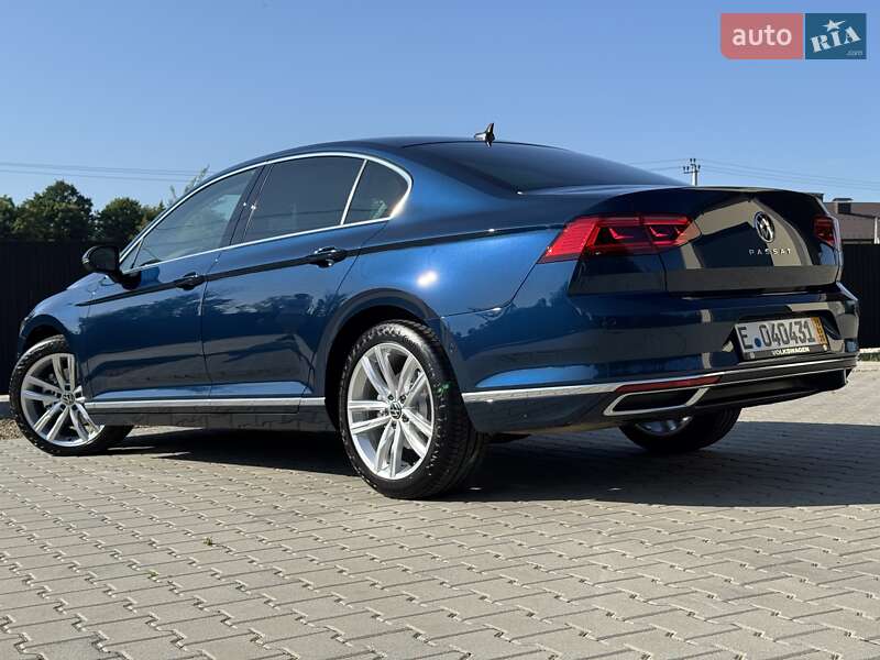 Седан Volkswagen Passat 2020 в Стрию