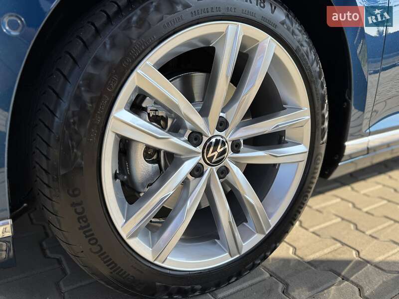 Седан Volkswagen Passat 2020 в Стрию
