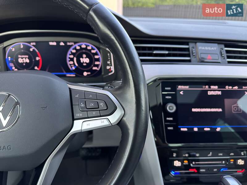 Седан Volkswagen Passat 2020 в Стрию