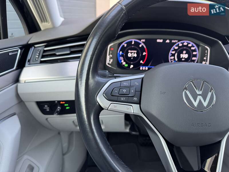 Седан Volkswagen Passat 2020 в Стрию