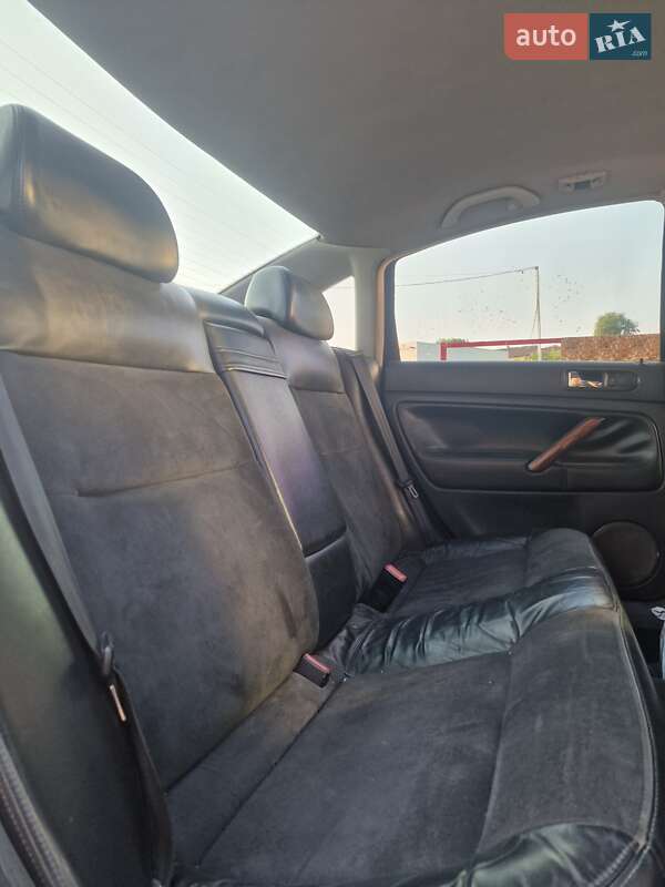 Седан Volkswagen Passat 2002 в Черновцах