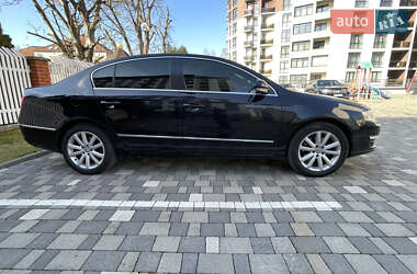 Седан Volkswagen Passat 2009 в Ужгороді