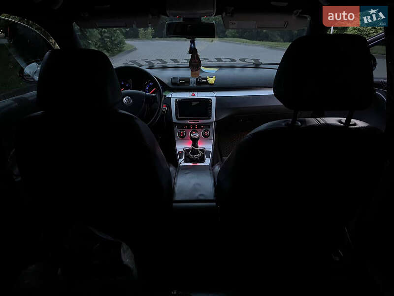 Универсал Volkswagen Passat 2007 в Бродах