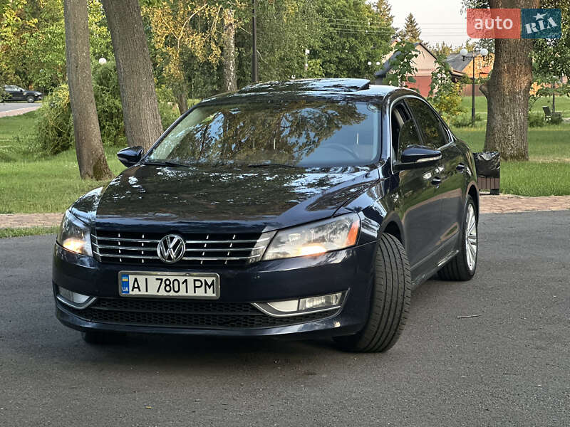 Седан Volkswagen Passat 2012 в Киеве
